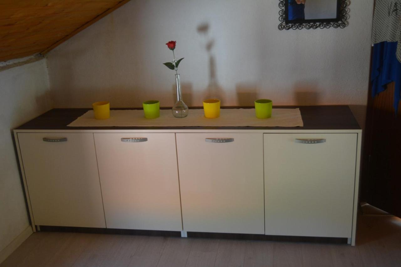 Apartman Bernardica โบล ภายนอก รูปภาพ
